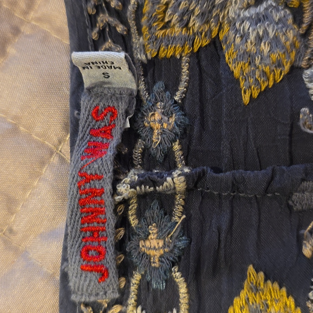 Johnny Was Gray Embroidered V-Neck Tunic - Picture 3 of 5